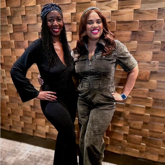 jumpsuit (feels like stretchy jeans; looks like Valore) - Picture 5 of 8